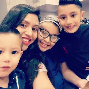 Meet your Posher, Kenia